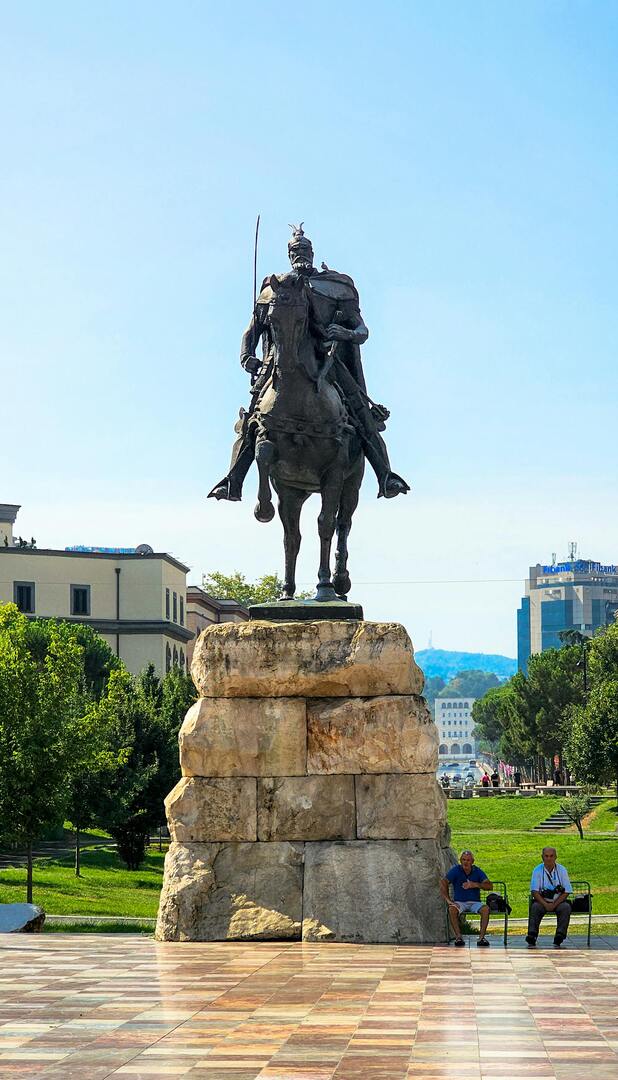 Skanderbeg Square